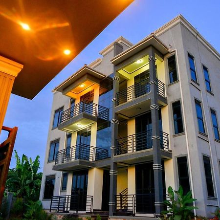 Hilltop Apartments Bwebajja Εξωτερικό φωτογραφία