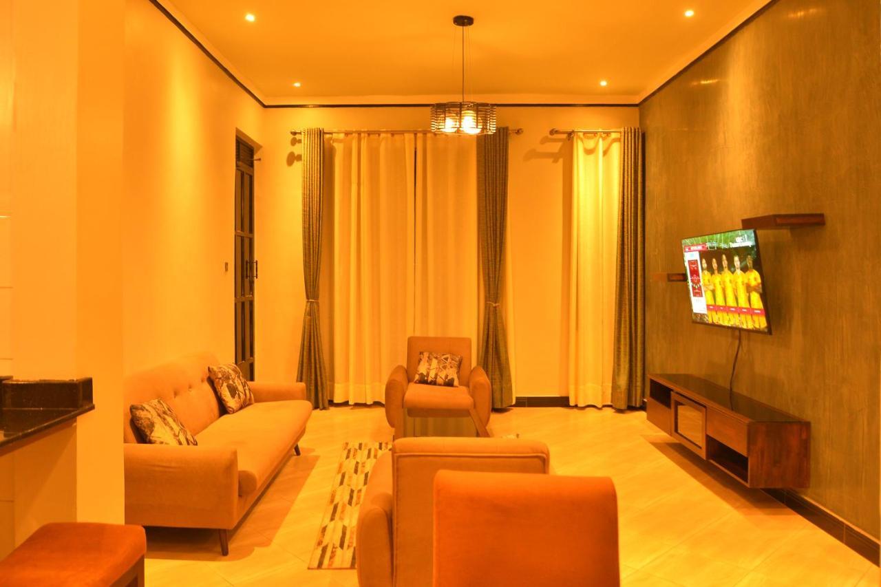 Hilltop Apartments Bwebajja Εξωτερικό φωτογραφία