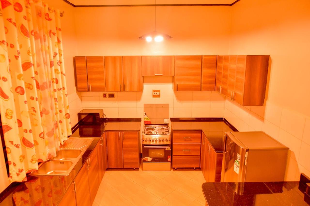 Hilltop Apartments Bwebajja Εξωτερικό φωτογραφία